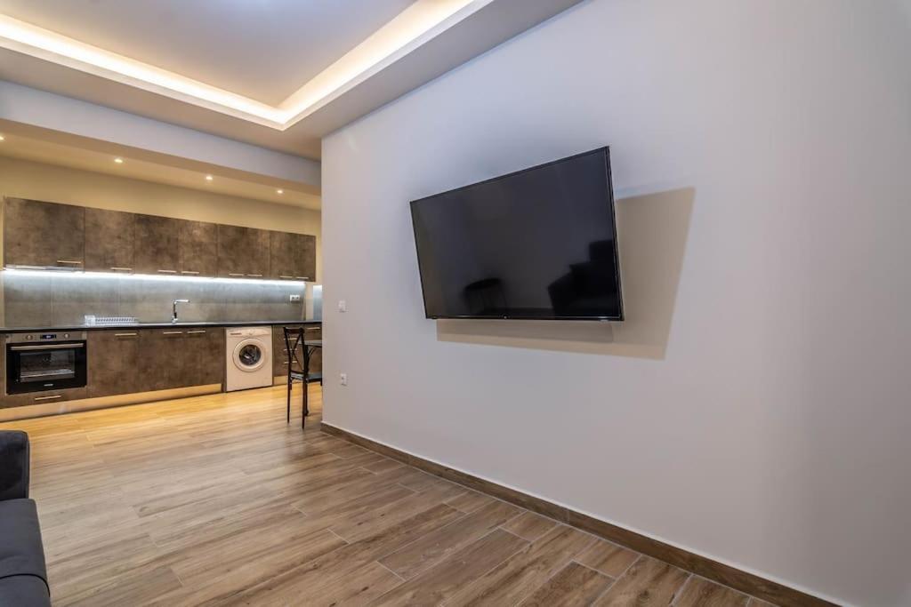 Pollys Place Apartment เอเธนส์ ภายนอก รูปภาพ